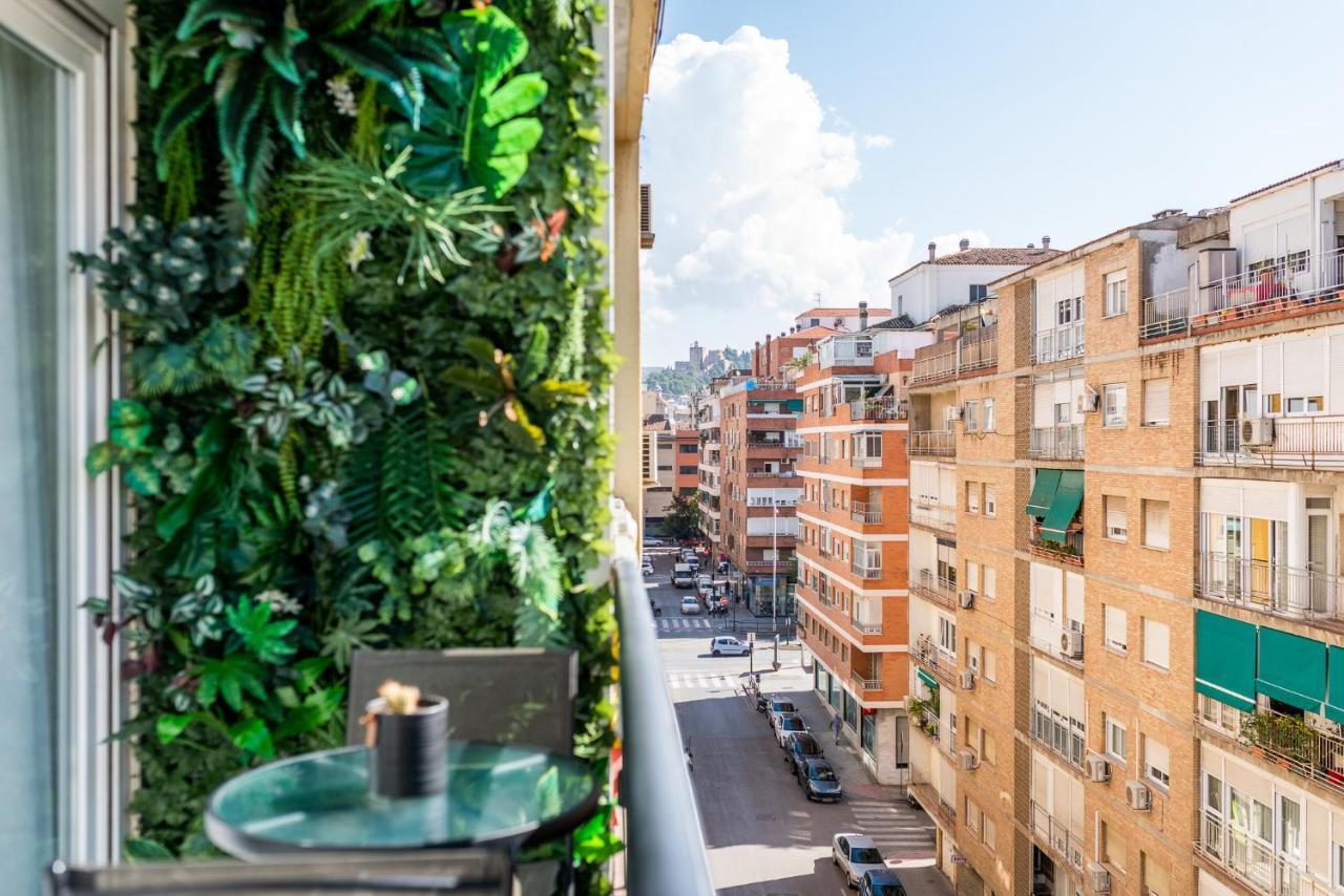 Apartamento Inteligente Con Vistas A La Alhambra Granada Buitenkant foto